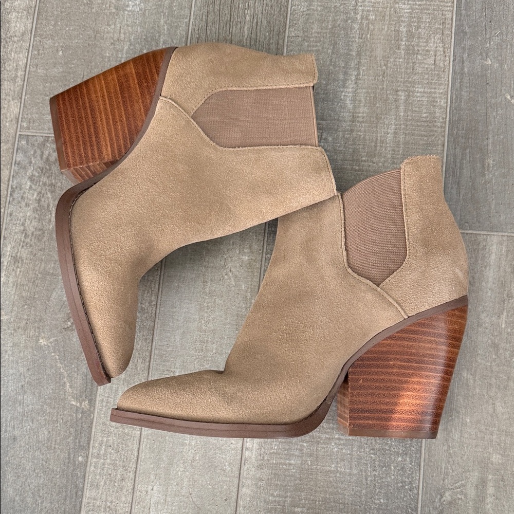 Nordstrom BP Lex Taupe Suede Women's Ankle Boots - Stylish Western Block Heel